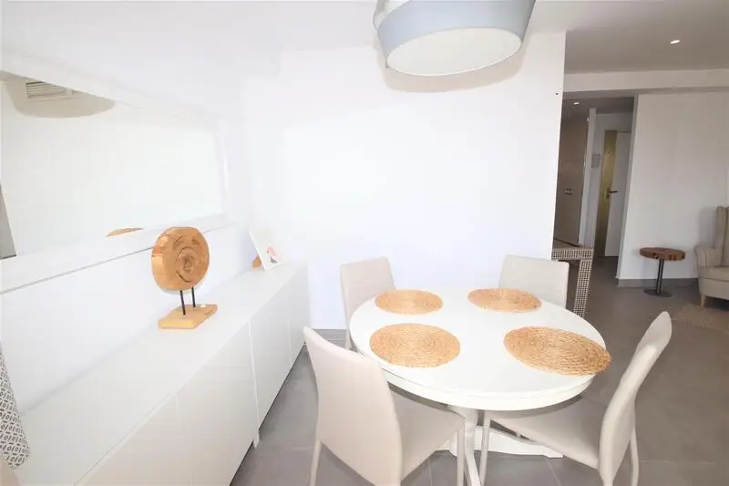 Apartamento en Torrevieja con Vistas al Puerto Maritimo