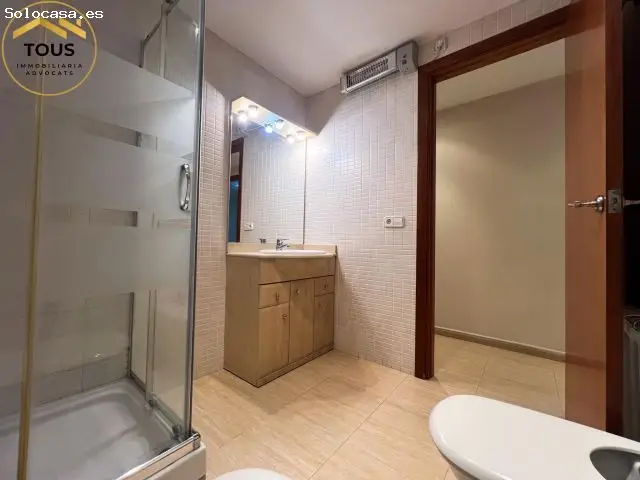 Piso con Terraza en Mataró - 97m² - 3 Habitaciones - 2 Baños