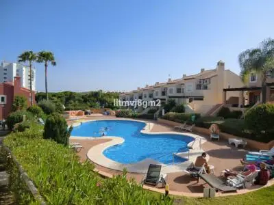Casa en Calahonda cerca de la playa y Mercadona