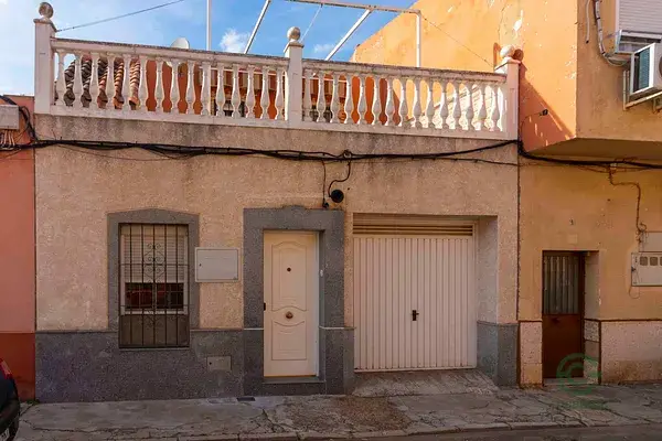 Casa independiente en San Roque Badajoz 117m2