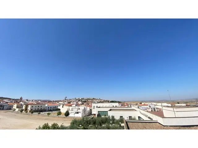 Piso Exterior Con Ascensor En Venta En Castuera