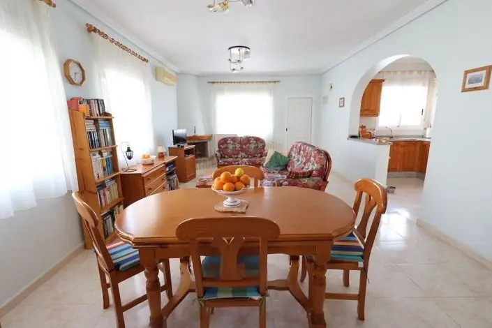 Villa en Venta Los Balcones 2 Dormitorios Piscina Privada