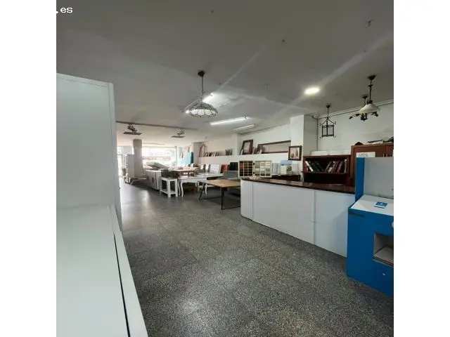 Locales Comerciales en Avenida Adolfo Diaz Ambrona Badajoz