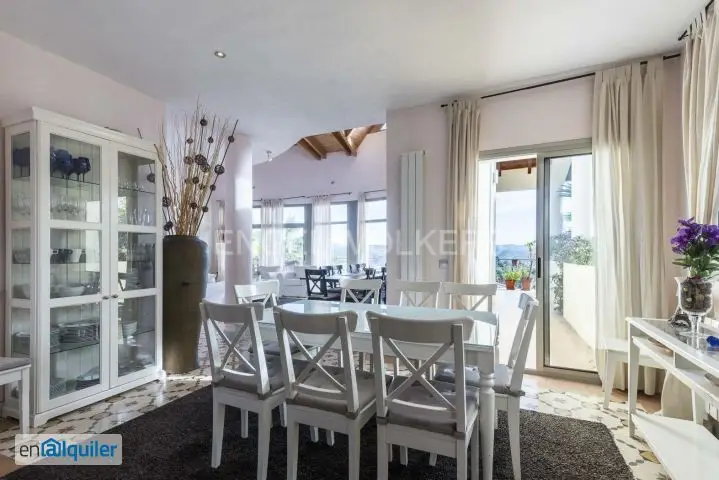 Villa de Lujo en Olivella 800m2 con Vistas al Mar