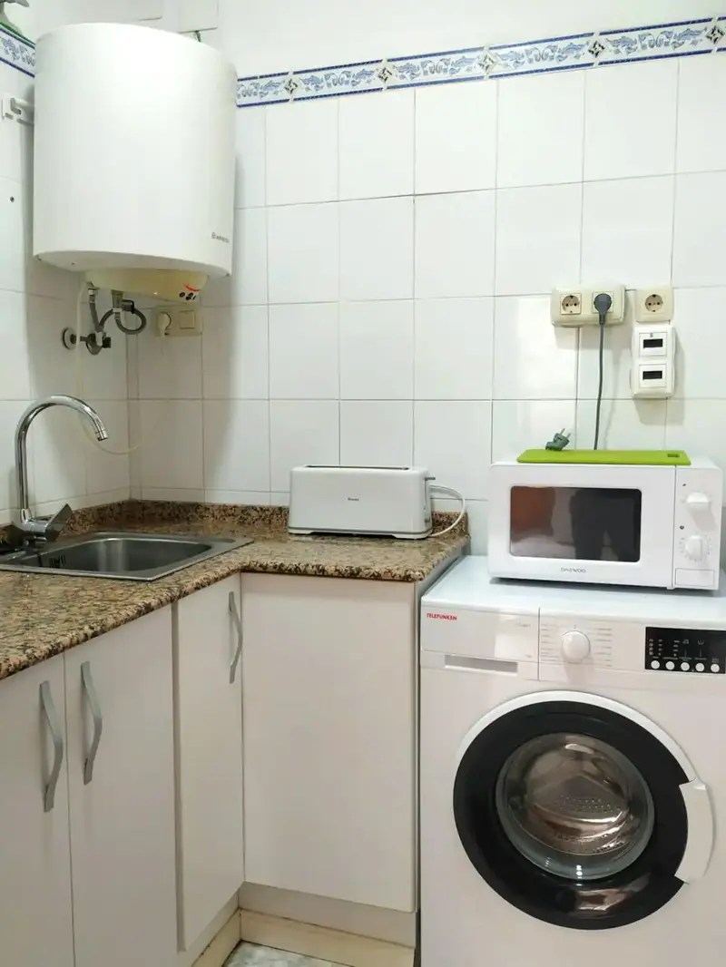 Apartamento con 1 Dormitorio en Valencia Alquiler
