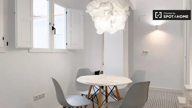 Apartamento 2 Dormitorios 1 Ba	no Valencia Spotahome