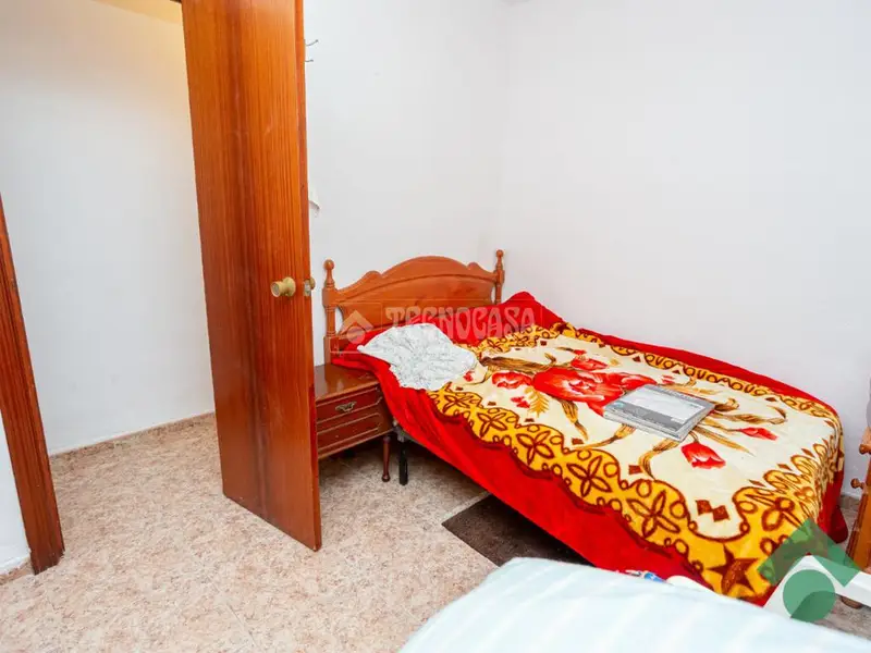 Casa adosada en Algeciras 2 dormitorios 51m2