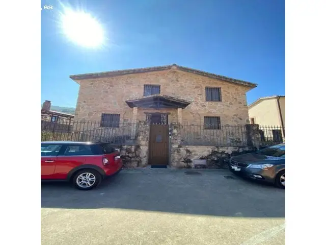 Chalet con Piscina en Valle del Jerte Cáceres