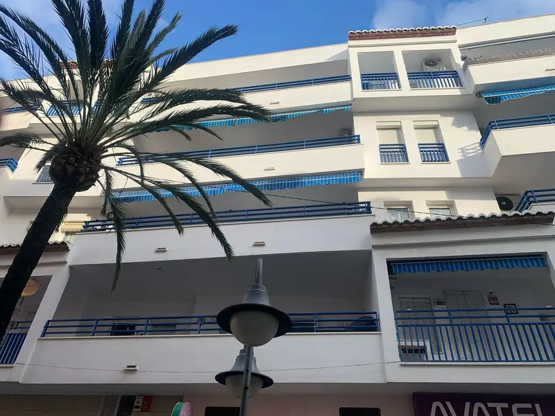 Apartamento con Vistas al Mar en Centro Moraira