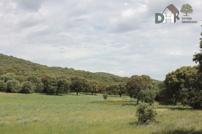 Venta Finca Rústica Cáceres 300m2 Construccion