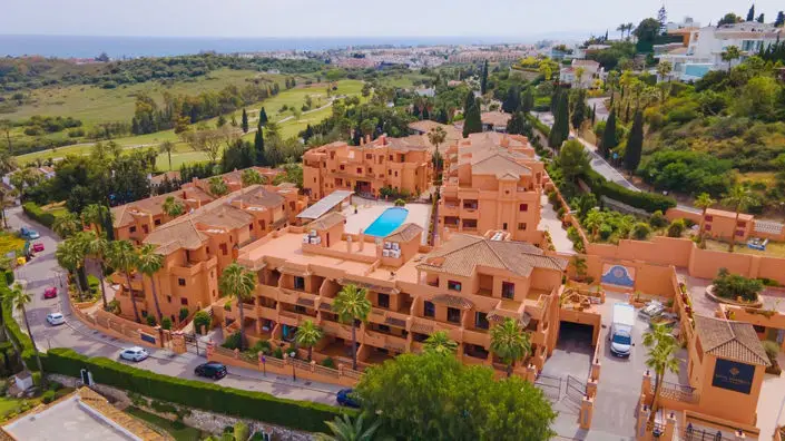 Apartamento 2 Dormitorios Costa del Sol Vistas al Mar Golf La Concha