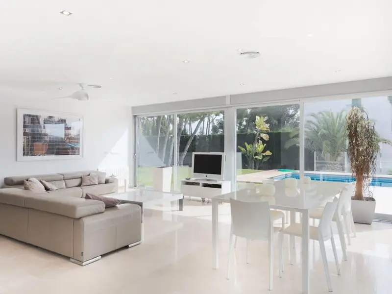 Chalet en Chiva Valencia con Vistas al Mar