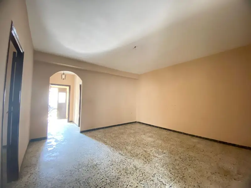 Casa a Estrenar en Centro Los Barrios 2 Dormitorios Garaje Patio