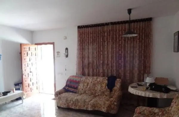 Chalet en Venta Segur de Calafell 6 Dormitorios Piscina Cerca del Mar