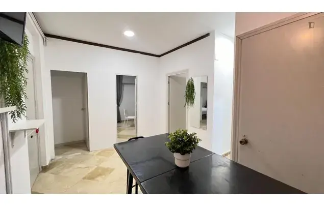 Alquiler Apartamento 7 Dormitorios Granada 3-24 Meses