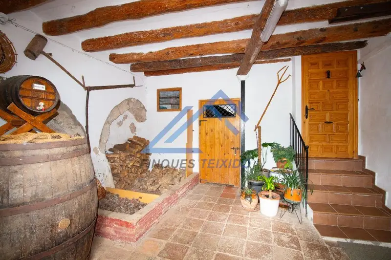 Casa en Piera con 7 habitaciones y 3 baños