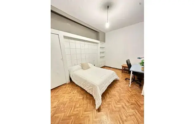 Apartamento 5 Dormitorios Granada Estudiantes Trabajadores