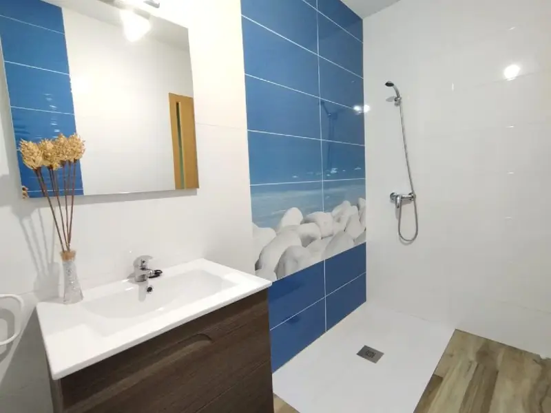 Venta Adosado Serradilla 163m2 Local Comercial Reformado