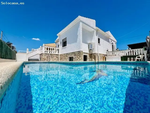 Chalet en Venta Torrevieja Alicante Con Piscina Privada