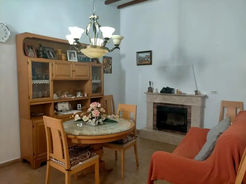 Casa de Pueblo en Orba 4 Dormitorios
