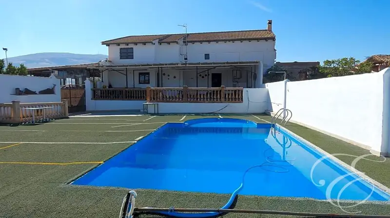 Finca Rural en Venta Loja Granada 4 Dormitorios Piscina Olivos