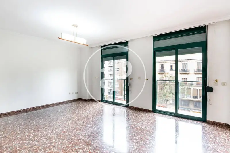 Apartamento 4 Dormitorios El Pilar Valencia Cerca Torres de Quart