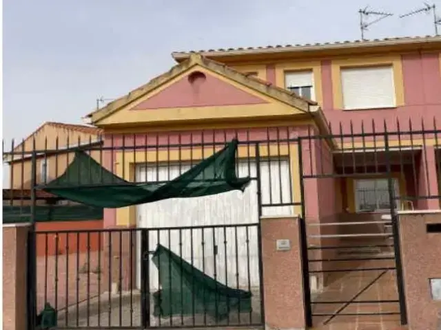 Casa en venta en Calle Manuel Lopez