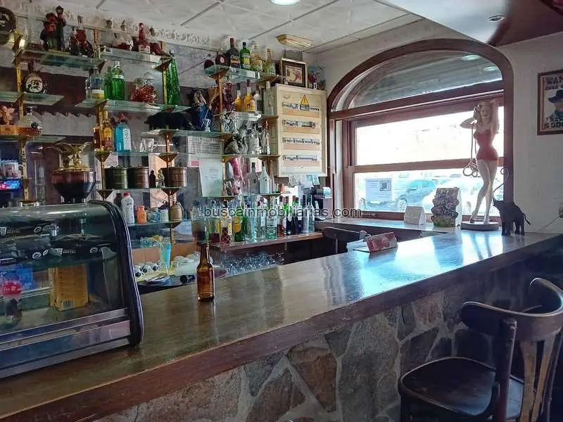 Local Comercial en Venta Montserrat 75m2 Bocateria Equipada