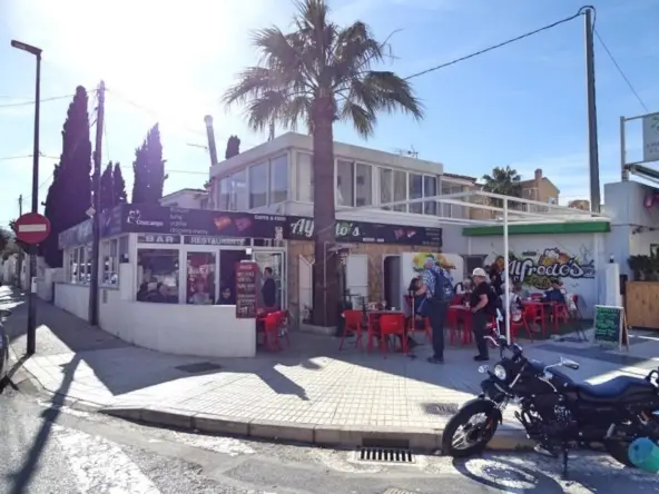 Chalet con Restaurante en Albir 2 Dormitorios