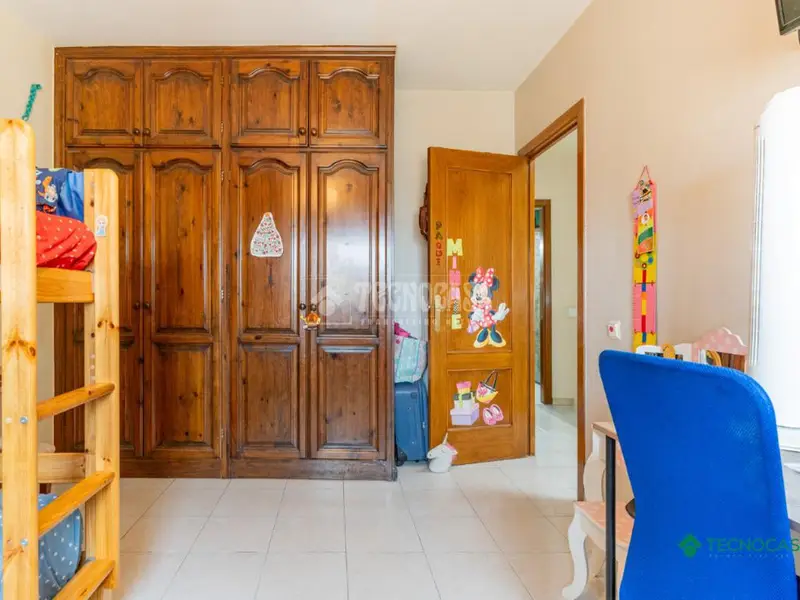 Casa Duplex en Aguadulce Sur con 3 dormitorios y sotano