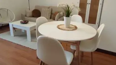 Piso en Alquiler Centro Amueblado Cerca Colegios