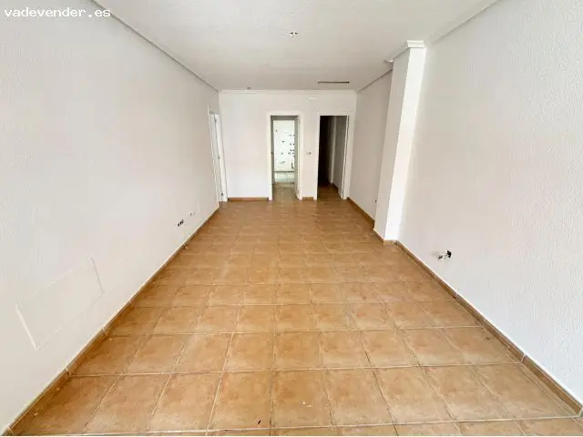Piso planta baja Catral 3 dormitorios 2 baños terraza