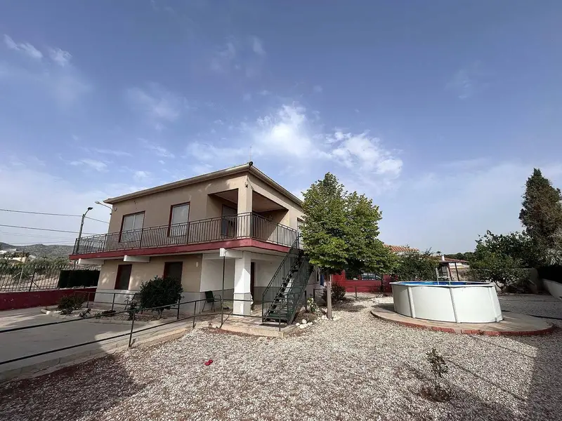Chalet en venta en Monóvar / Monóver, Alicante