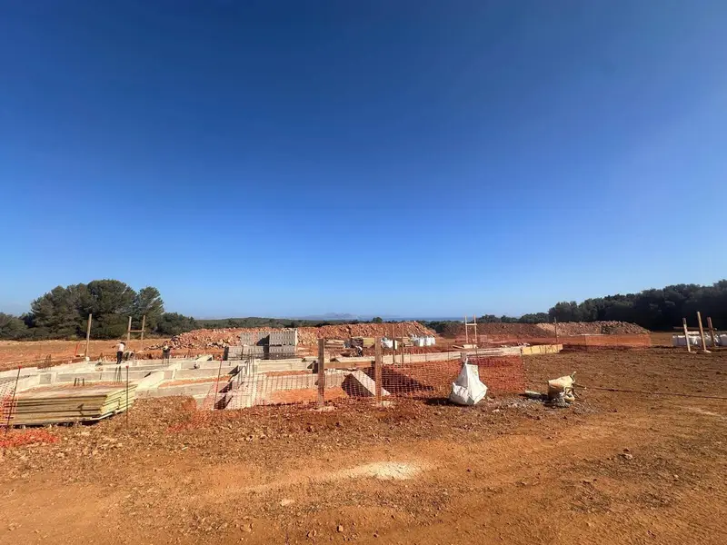 Finca con Proyecto de Construccion en Arta Mallorca
