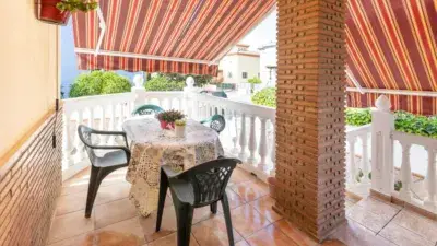 Casa en Venta en Cenes de la Vega: Ideal para Familias