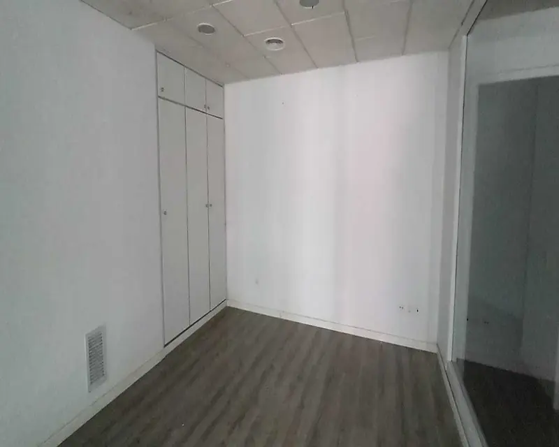 Local en Venta Castelldefels 185m2 Av Manuel Girona