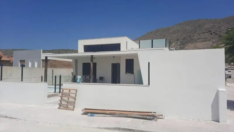 Villa Moderna en Fortuna Murcia 3 Dormitorios Piscina Privada