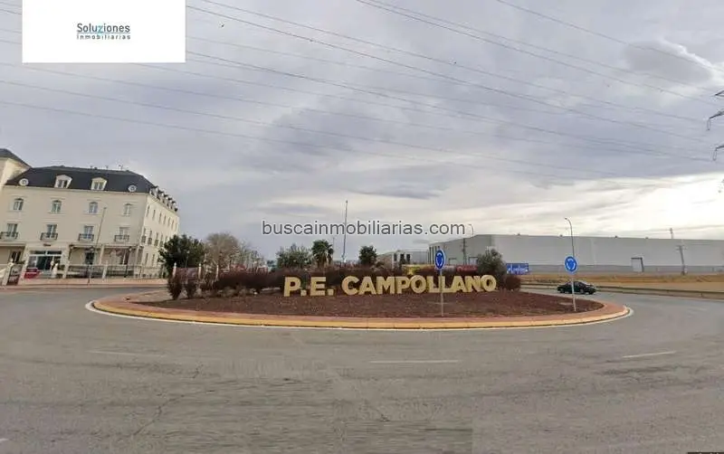 Nave Industrial en Venta en Albacete - 925m²