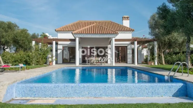 Villa en Venta Las Alondras 3 Dormitorios Piscina Vistas Golf