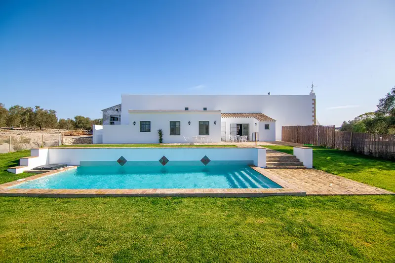 Casa Rural con Piscina y 5 Dormitorios cerca de Jerez