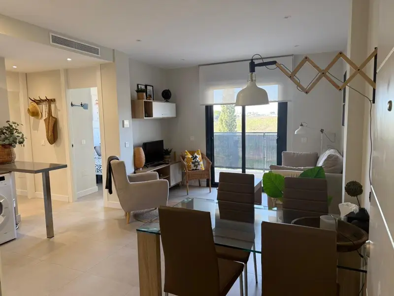Apartamento 2 Dormitorios San Pedro Espaa