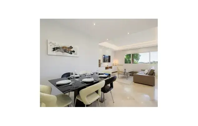 Apartamento 3 Dormitorios Piscina Privada Marbella