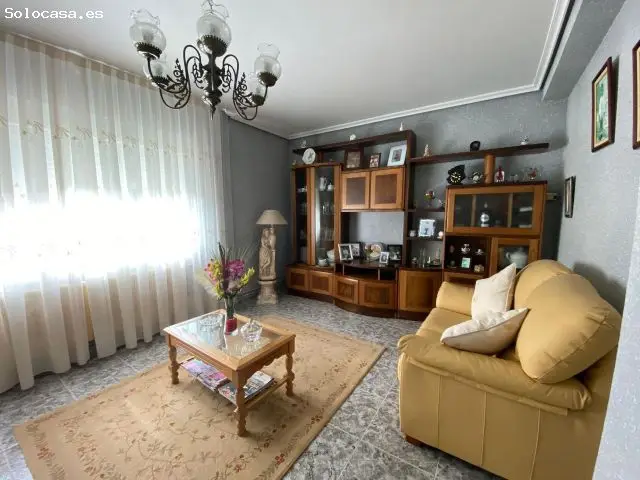 Chalet en Venta en Cee Planta Baja 4 Dormitorios 2 Baños Garaje