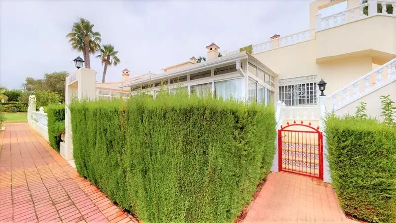 2 Cuarto Villa en venta
Torrevieja, Alicante