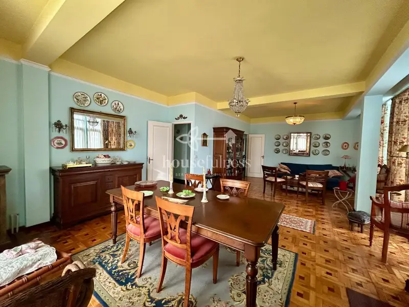 Venta Piso con Vistas en Centro Ferrol 178m2 5 habitaciones