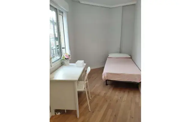 Habitacion en Madrid Calle de Venancio Martin