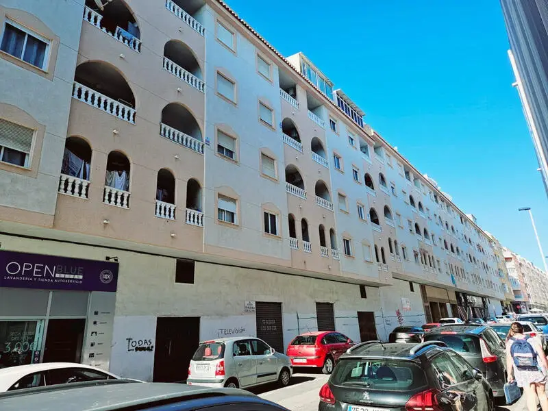 Atico 2 habitaciones Torrevieja cerca de la playa