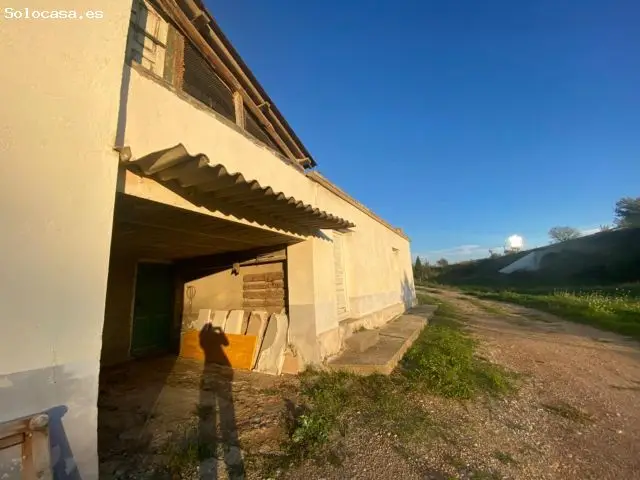 Casa con Terreno Cerca de Huesca