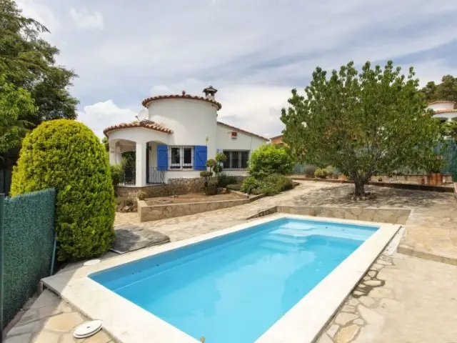 Casa Villa 3 Dormitorios Alquiler Calonge Espa

