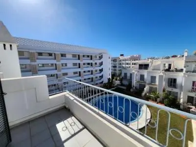 Casa Adosada en Nerja 3 Dormitorios Terrazas Piscina Cerca de la Playa